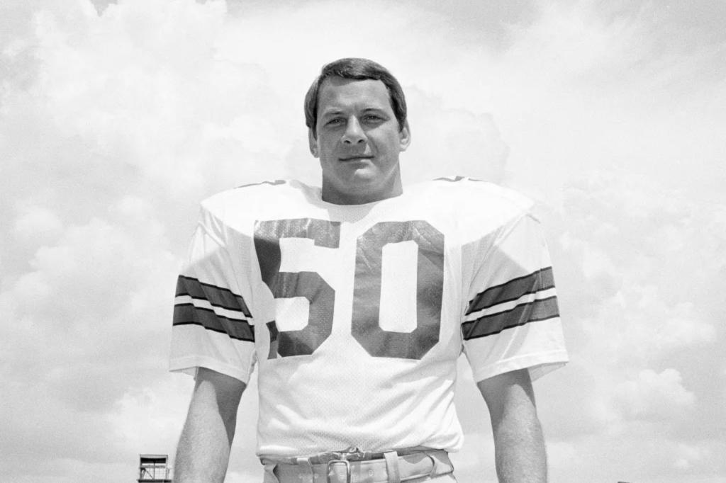 D.D. Lewis, two-time Cowboys Super Bowl champion, dead at 79