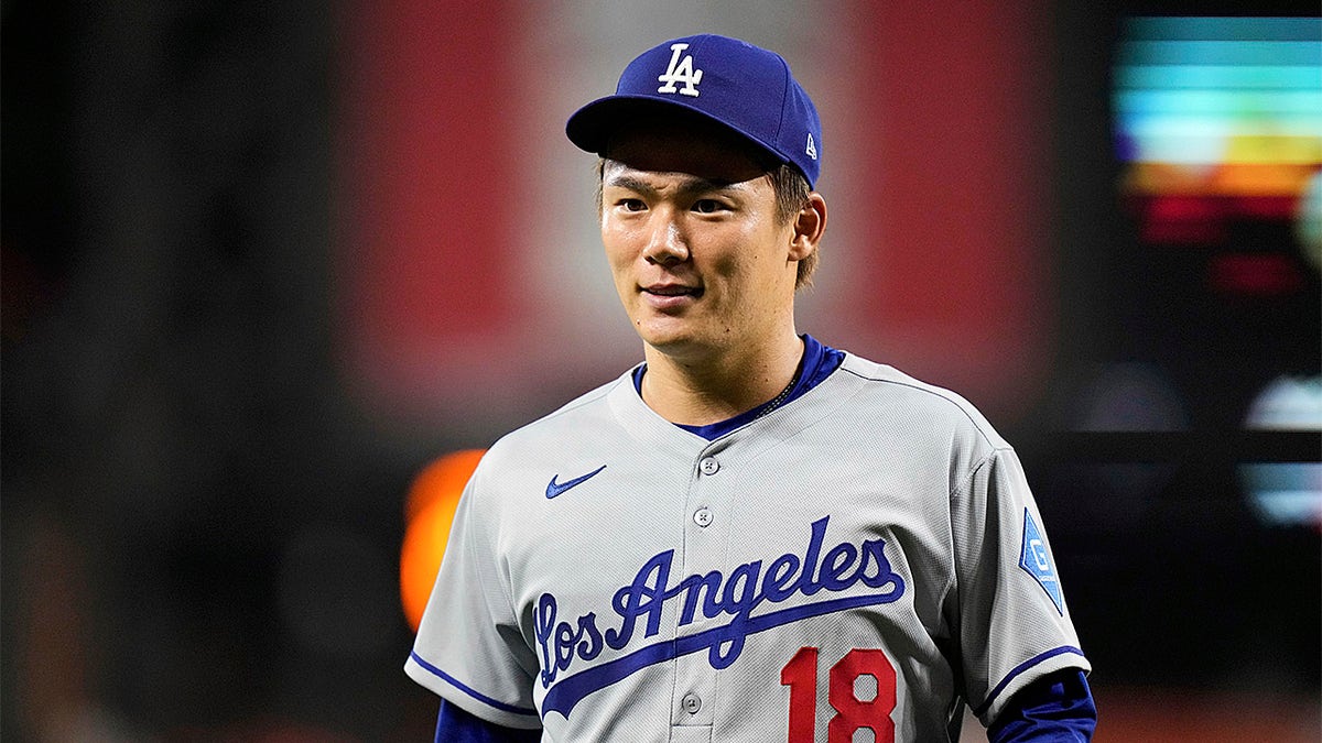 Dodgers lose two ninth-inning no-hit bids in three days