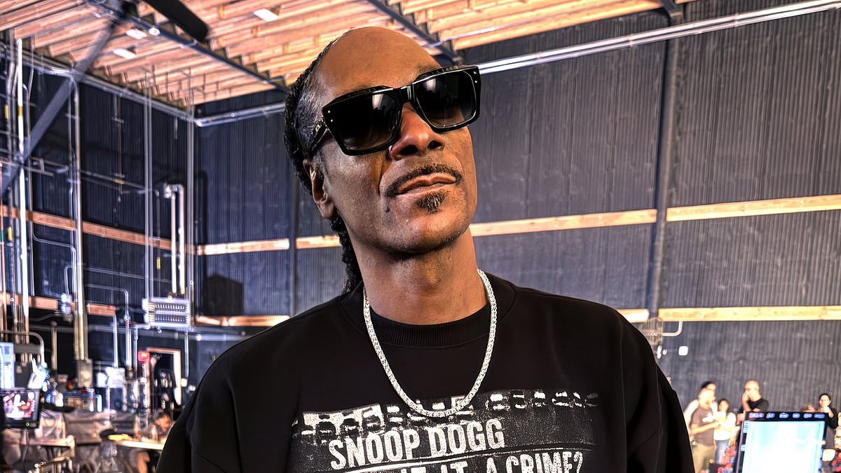 Snoop Dogg Cancels New Zealand Concert Days Before AFL Grand Final Appearance