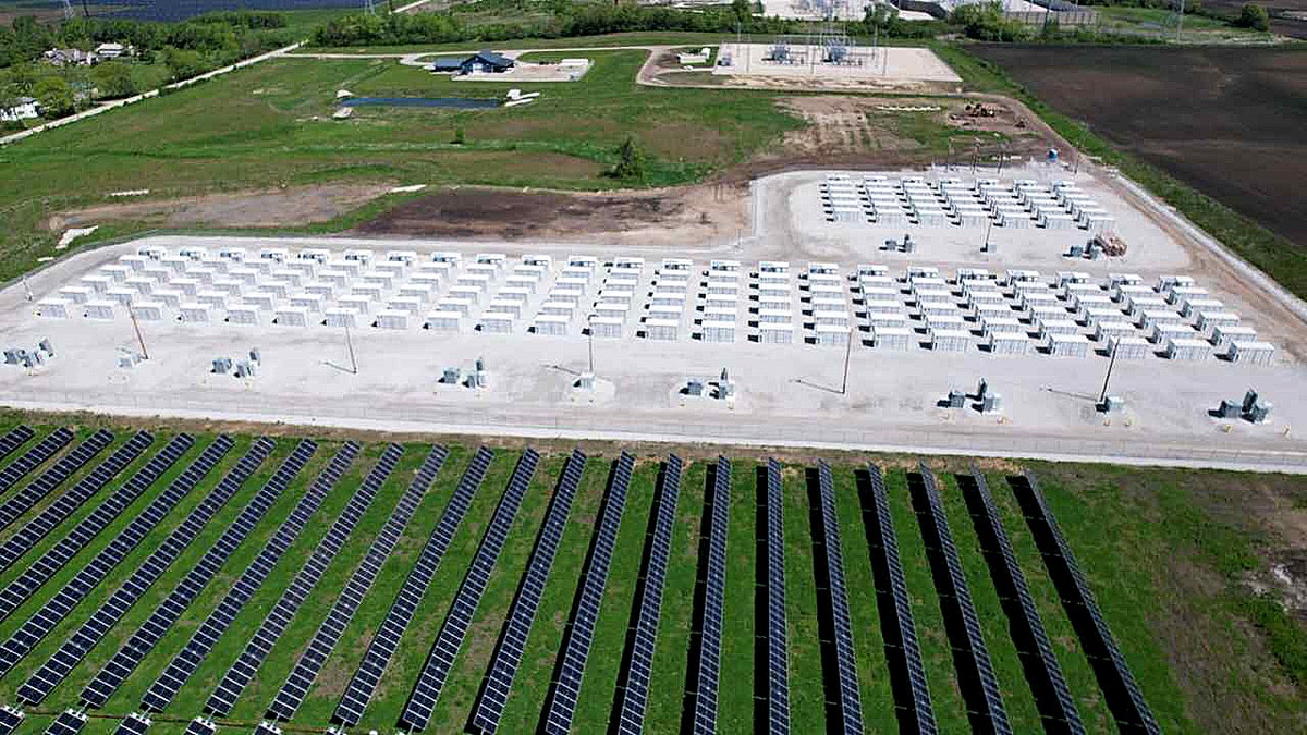 Rows of solar panels and battery units at Wisconsin’s Paris Solar-Battery Park in Kenosha County
