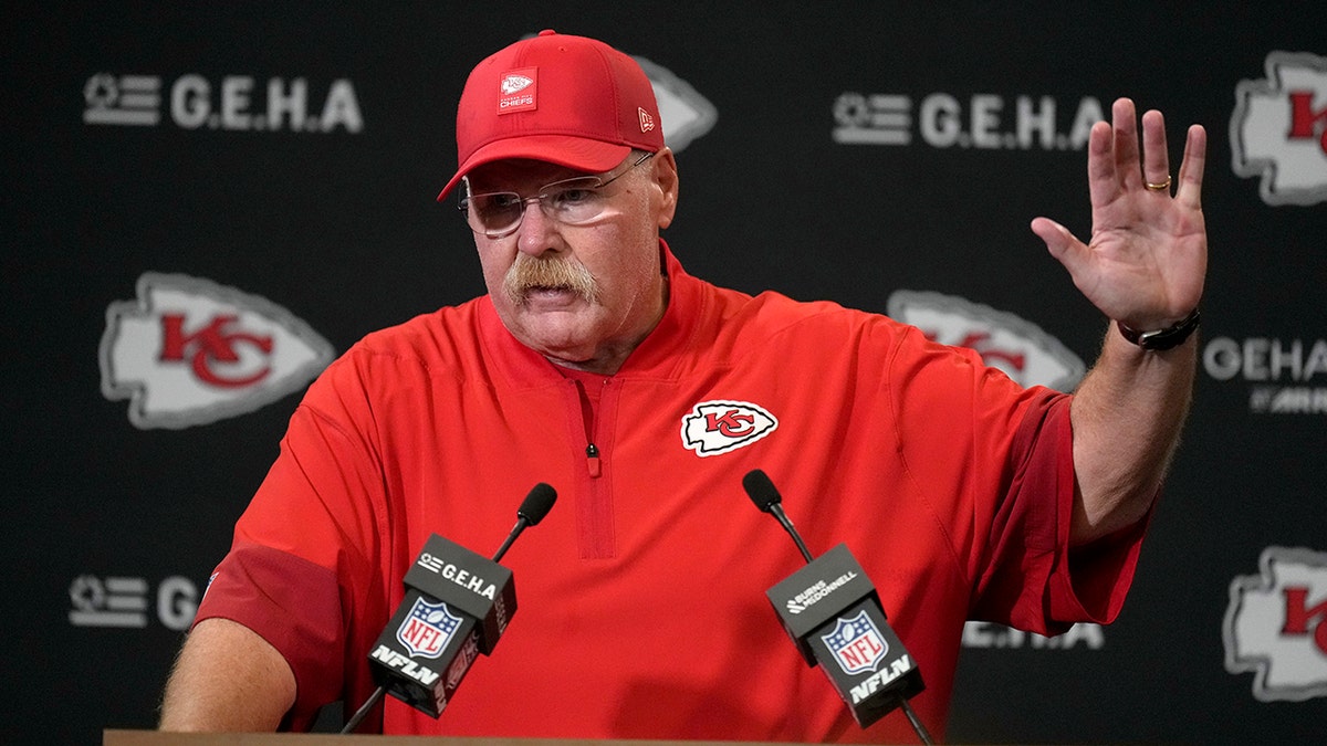 Andy Reid on the sidelines