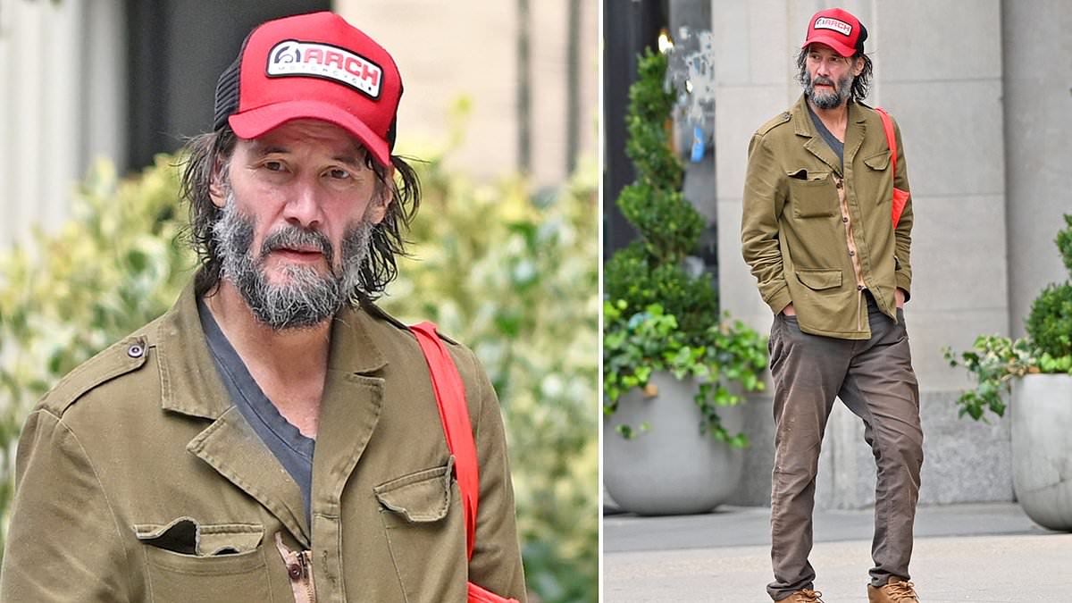 Keanu Reeves Denies Secret Marriage Rumors Ahead of Broadway Debut