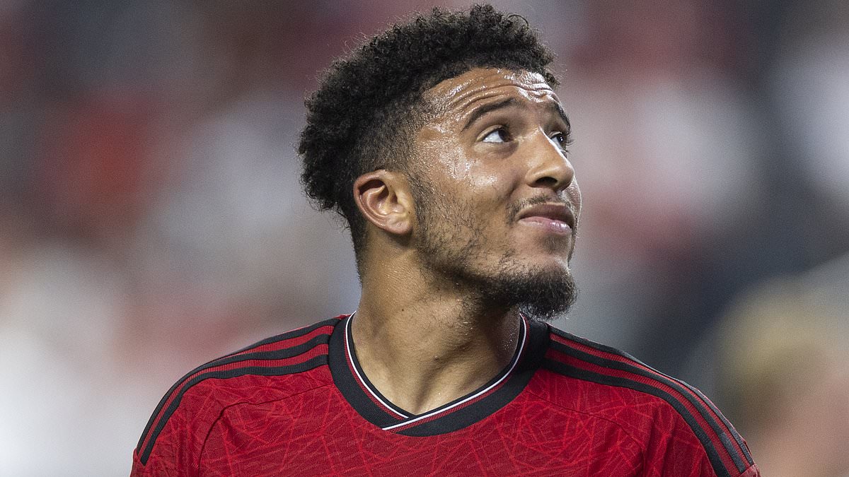 Jamie Carragher and Paul Scholes Question Jadon Sancho’s Fit at Aston Villa After Loan Move