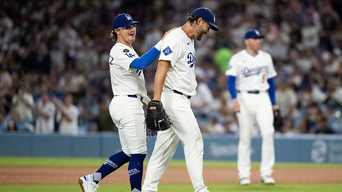 Dodgers clinch playoff berth in Clayton Kershaw's final regular-season home game
