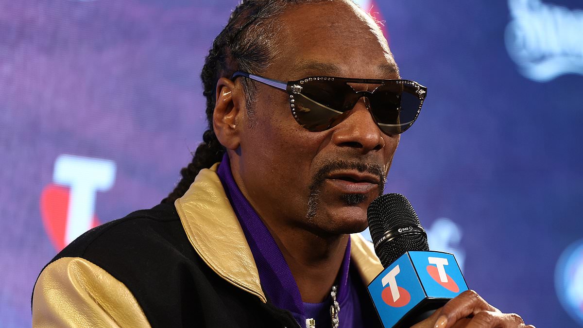 Snoop Dogg snubs MCG green room, camps outside for AFL Grand Final pre-game show