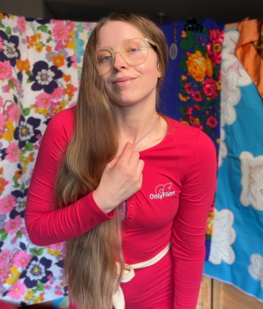 Harry Potter star Jessie Cave says she was barred from fan convention over OnlyFans page