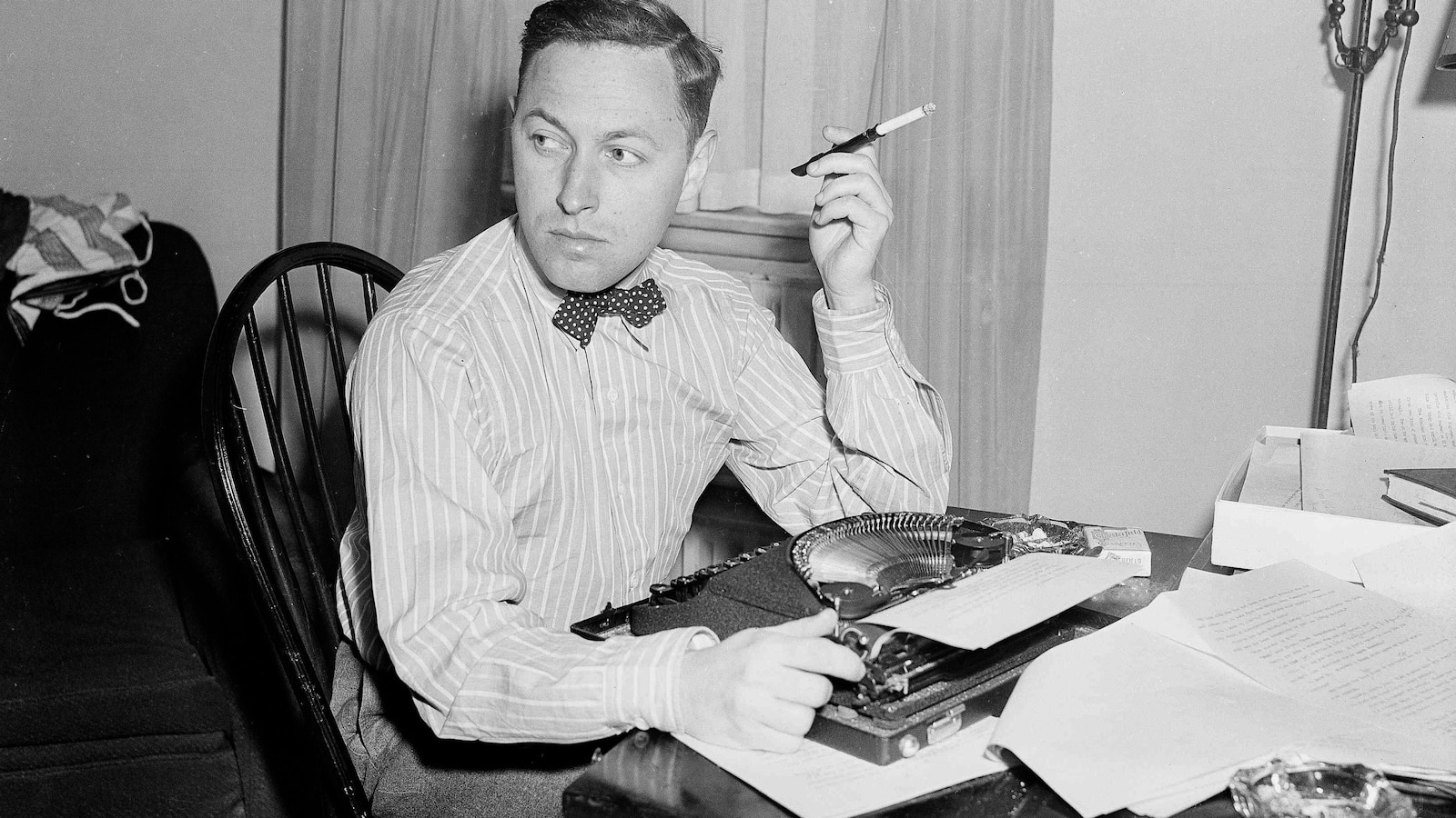 Tennessee Williams's early radio sketch The Strangers published in Strand Magazine