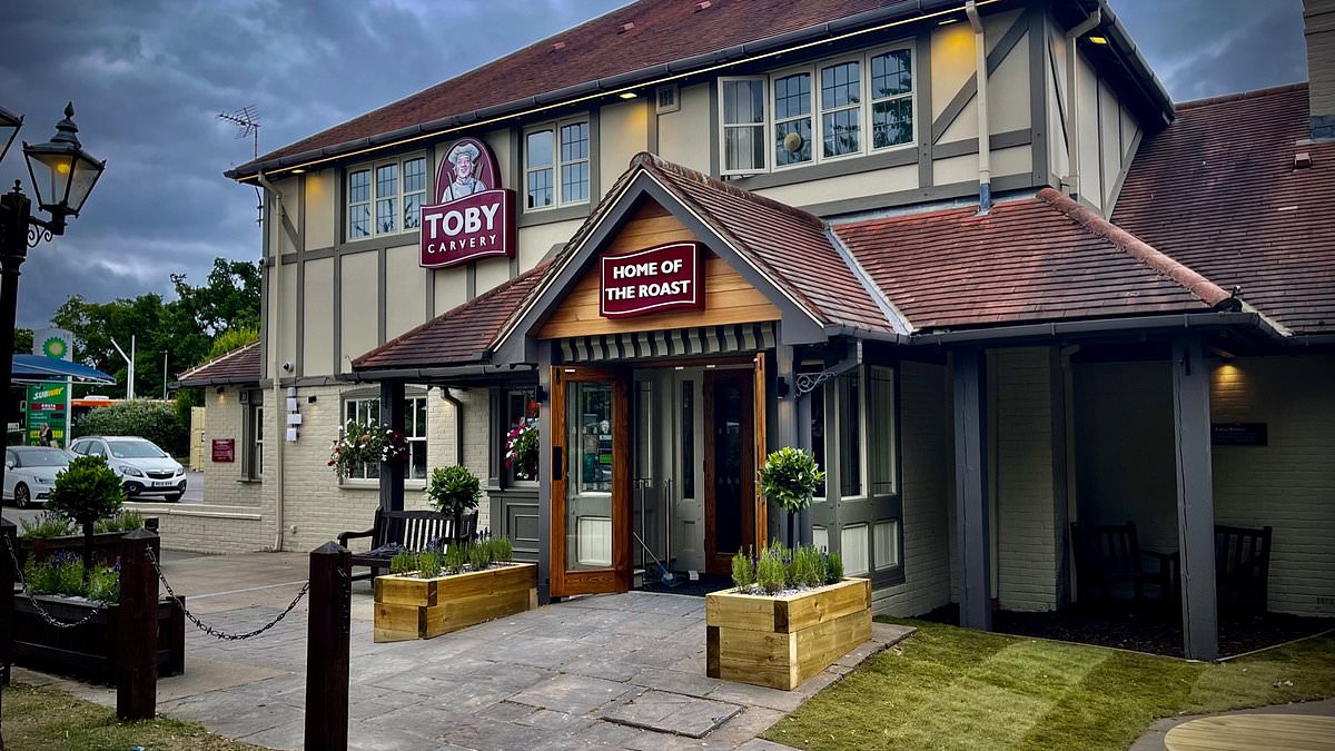 UK high street faces worst run since financial crash as retailers warn on Budget impact