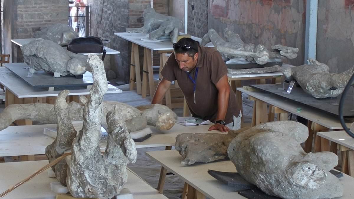 Pompeii Victims Wore Heavy Woolens as They Fled Ash, Study Suggests