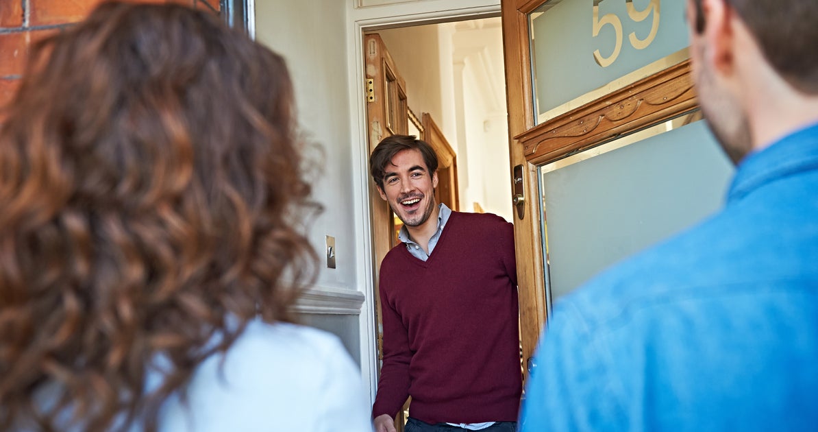 Etiquette Experts Outline Rudest Hosting Habits for Overnight Guests