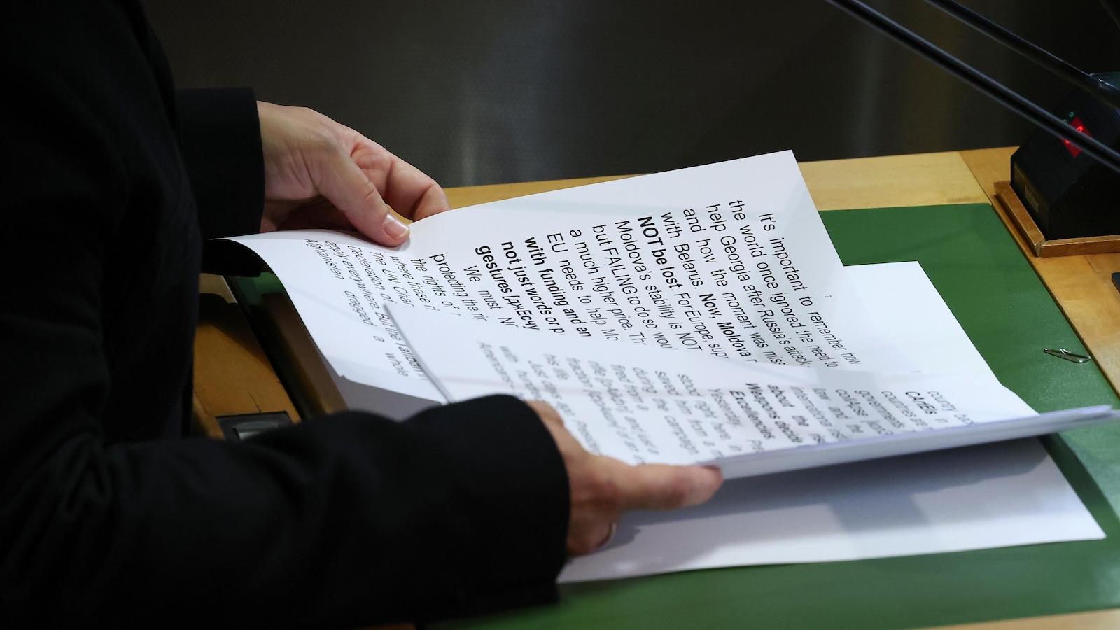 Zelensky Warns UN of 'Most Destructive Arms Race' as Ukraine Urges Action