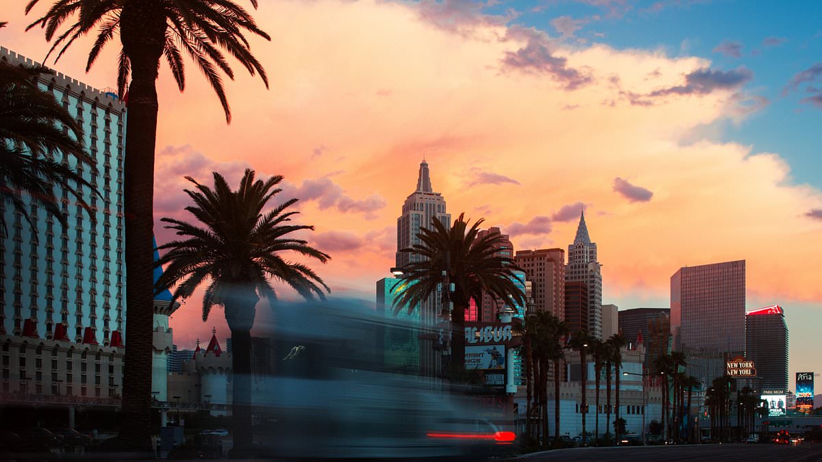 Las Vegas Visitor Drop Seen as Early Signal of Weakening U.S. Consumer Spending