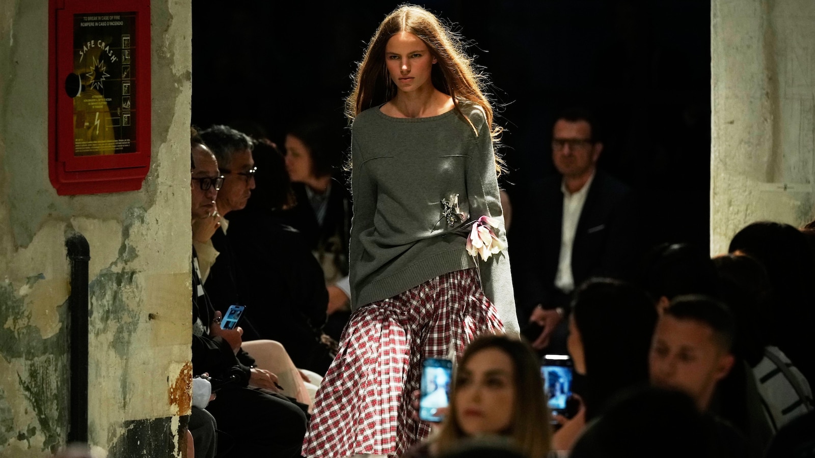 No. 21 collection brings lightness to heavy times