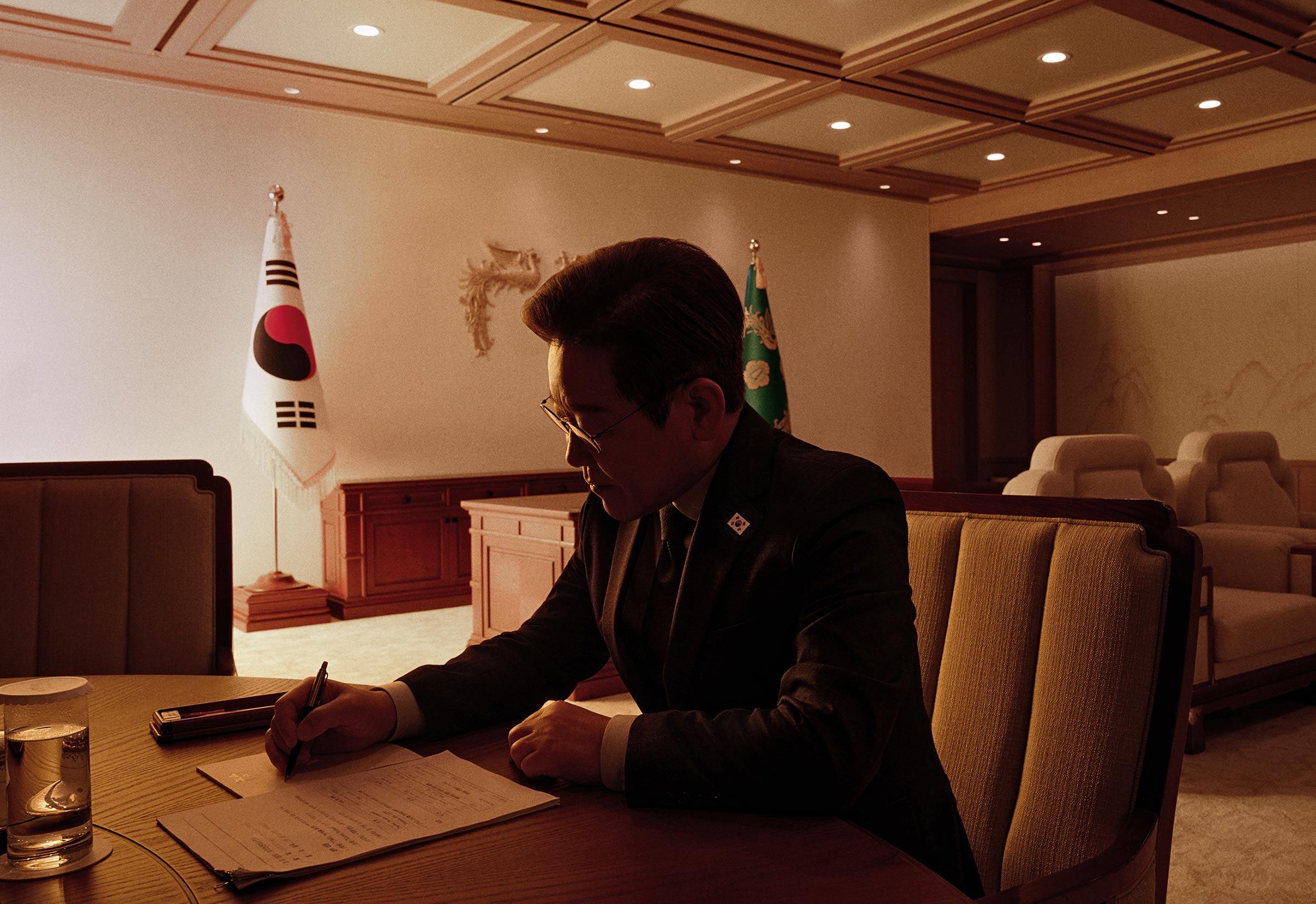 Lee Jae-Myung at work in his Seoul office