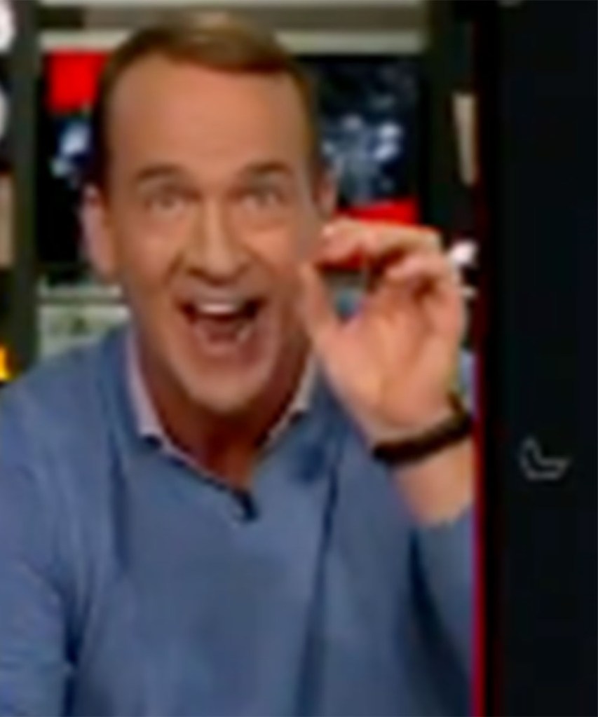 Peyton Manning on the ManningCast during the Bears-Vikings game