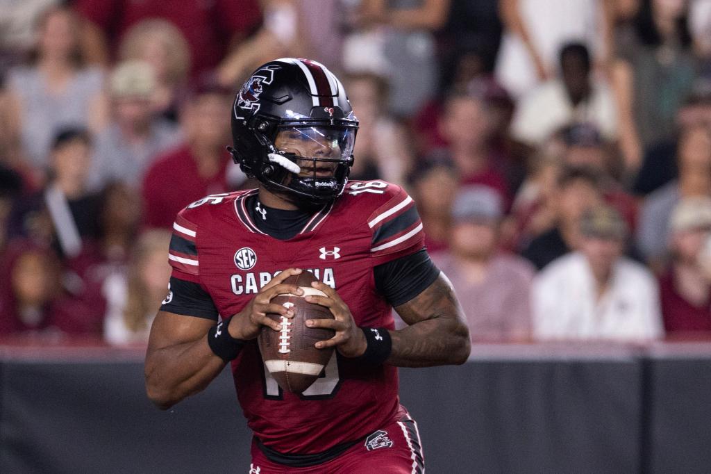 South Carolina favored by 3 points over Vanderbilt; New York Post pick backs Gamecocks