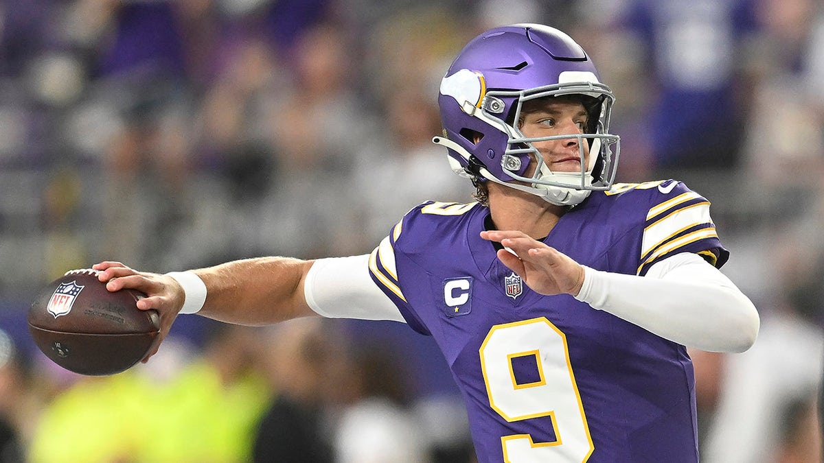 Vikings' J.J. McCarthy expected to miss 2–4 weeks with high-ankle sprain