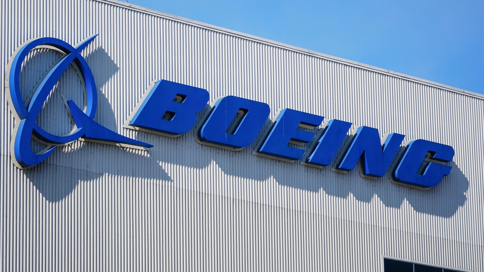 Boeing stock gains on Uzbekistan order as China deal looms