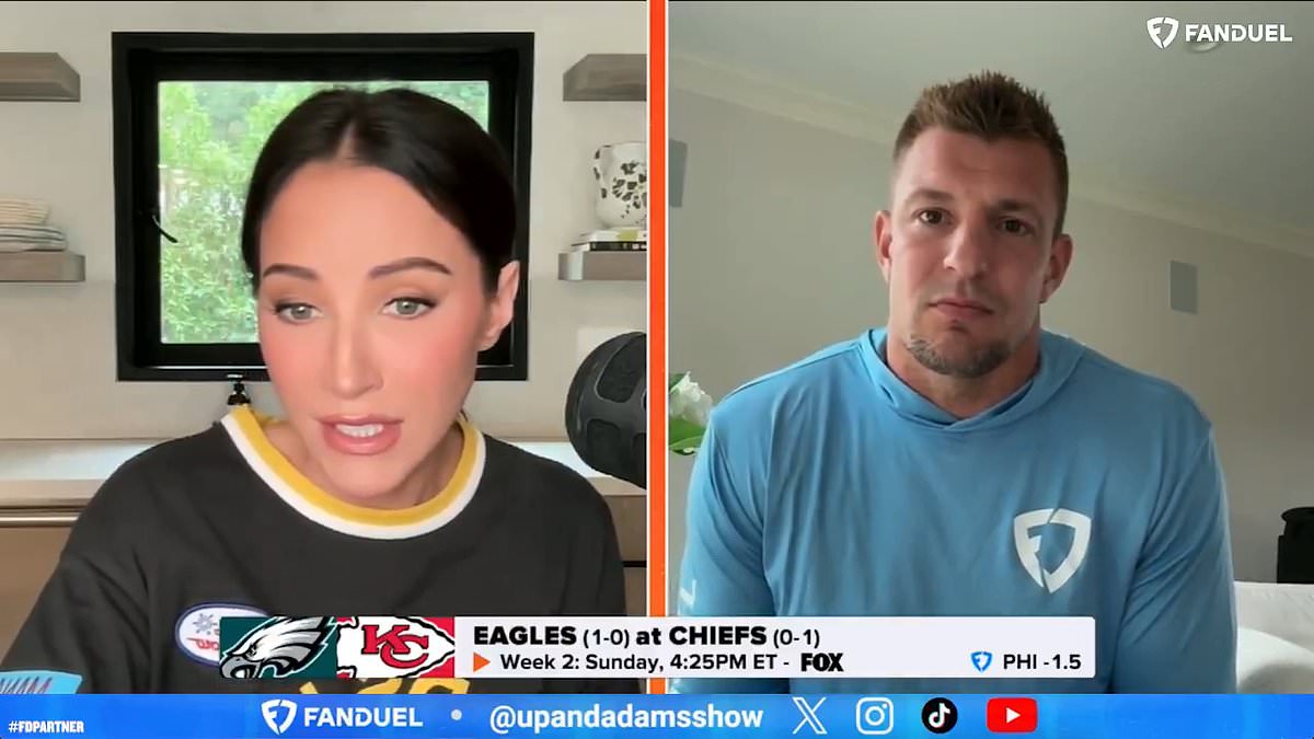 Fans Criticize Rob Gronkowski After Sideline Critique of Chiefs; Tom Brady's Sideline Style Raised in Response