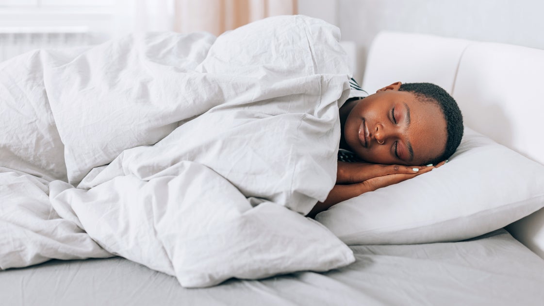 Amazon Pillows Go Viral: Six Pillow Picks Dominating Online Sleep Shopping