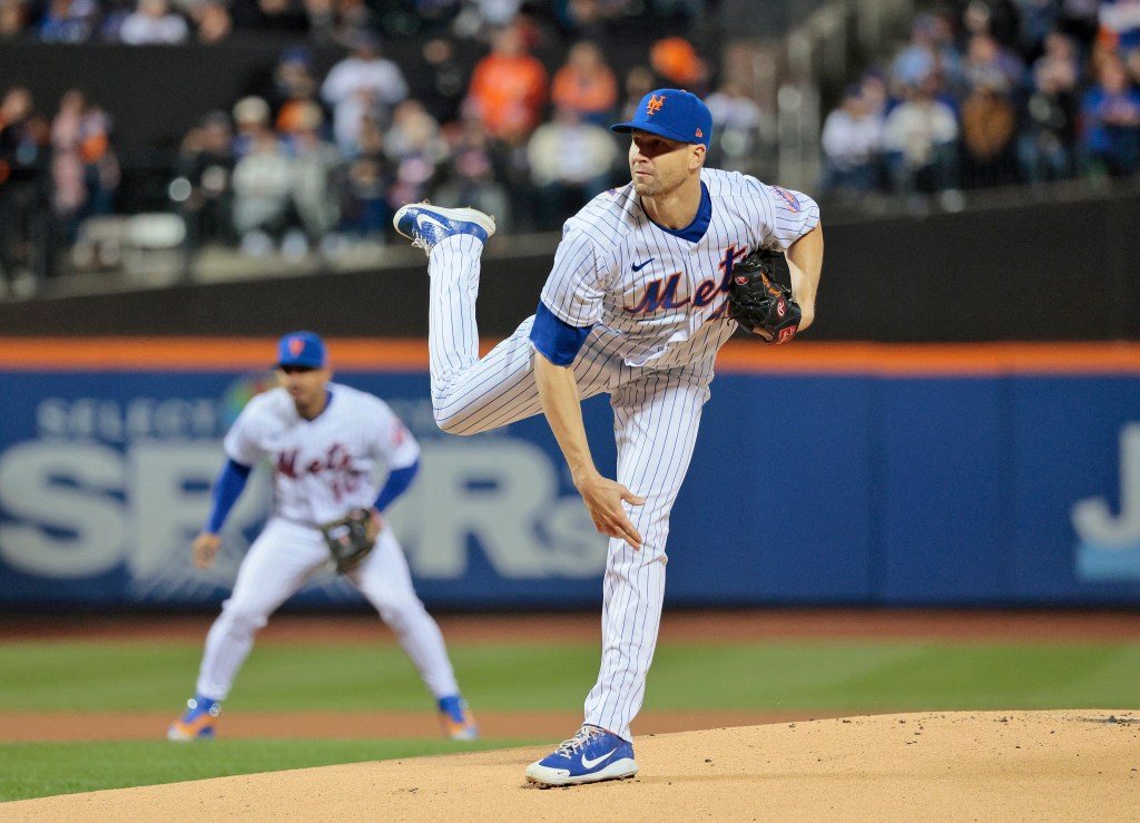 DeGrom on the mound for the Mets in a previous season