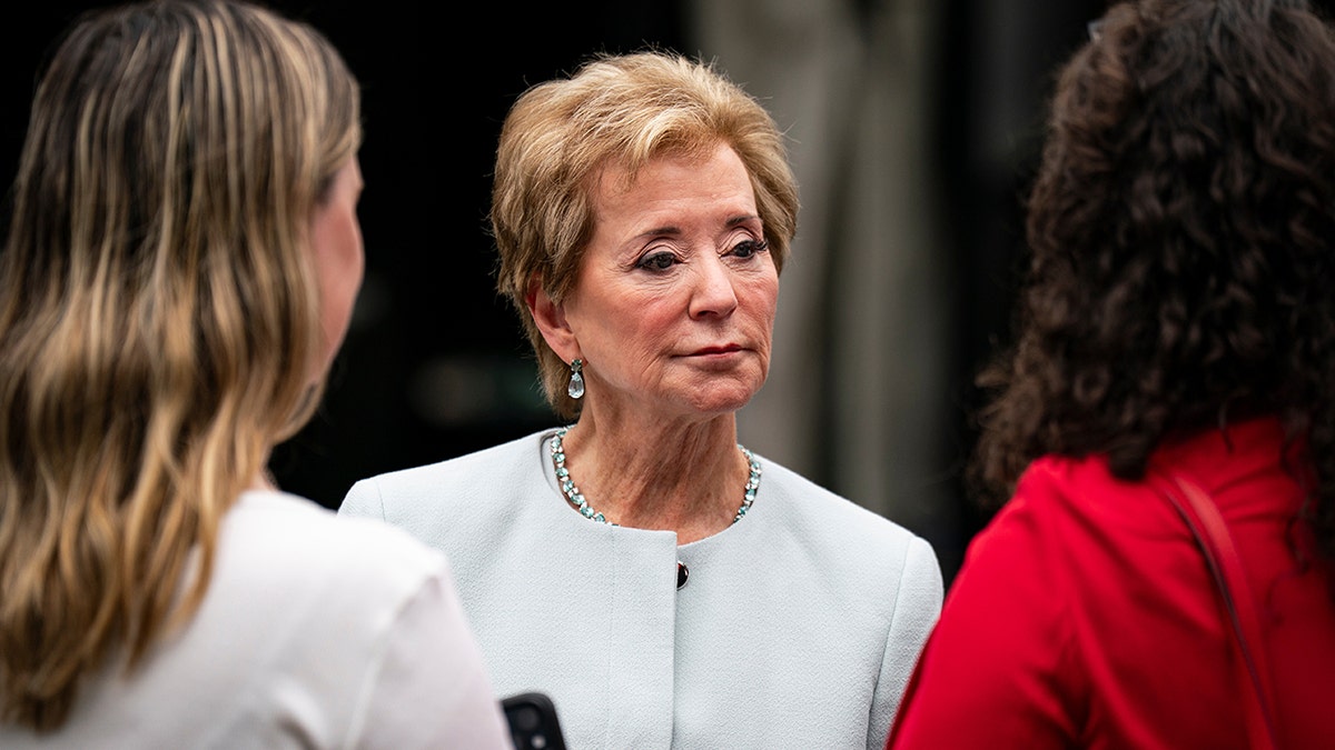 Trump administration rolls out earliest, most streamlined FAFSA form in history for 2026-27