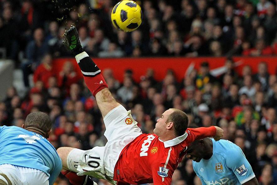 Wayne Rooney explains why he partied with Manchester City players after 6-1 derby defeat