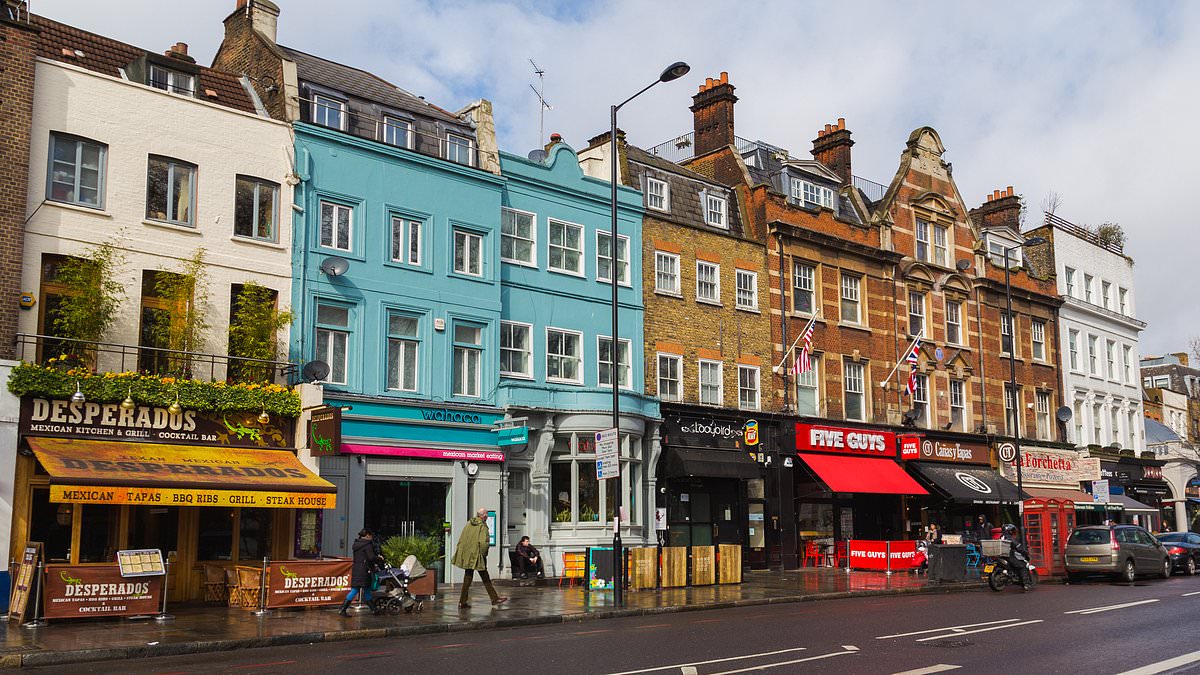 Islington Council axes festive lights, sparking criticism amid cost-cutting