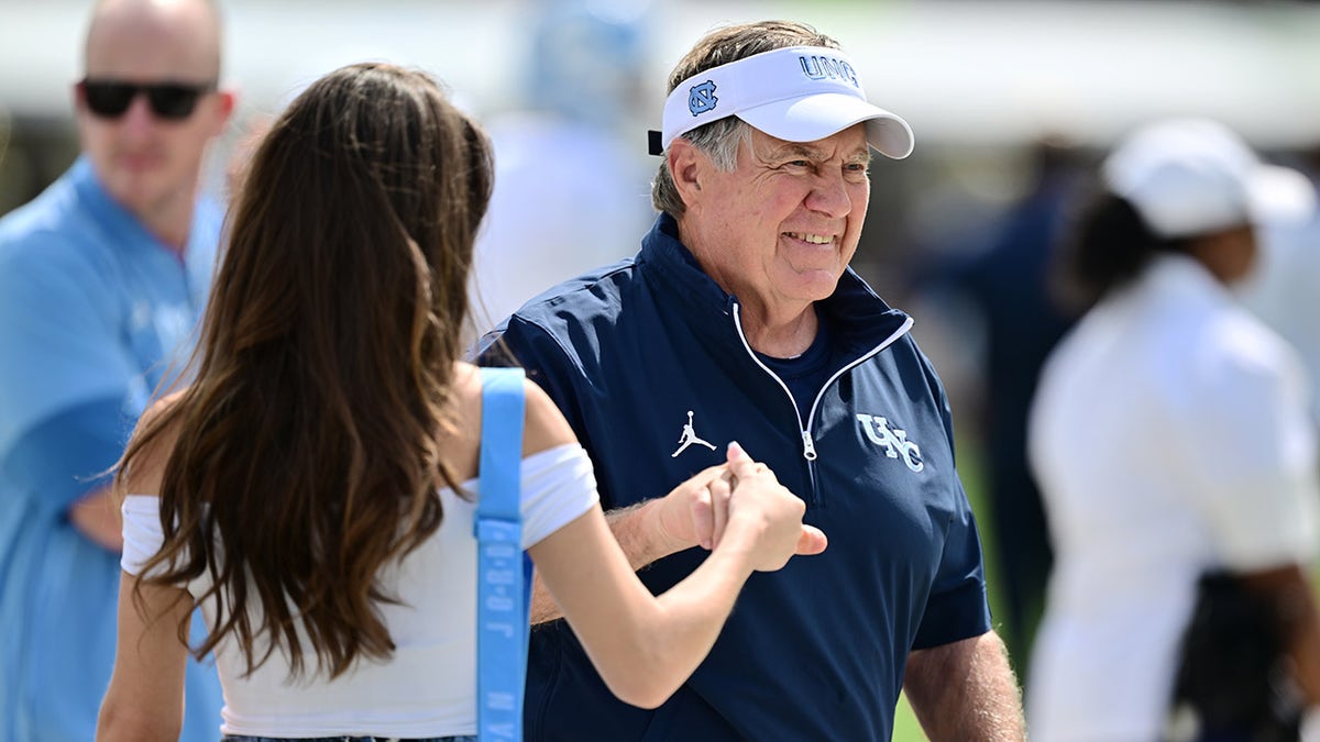 Belichick and Hudson before UNC vs UCF game
