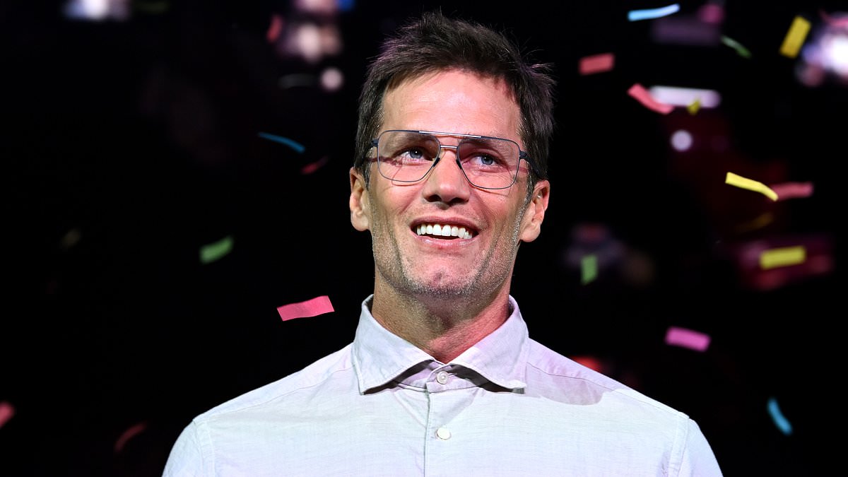 Tom Brady accused of ‘bullying’ the NFL by former Fox Sports star over Raiders coaching booth appearance