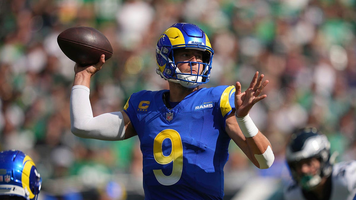 Stafford on sideline