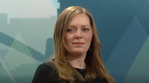 Graphic representation of JLR supply chain disruption