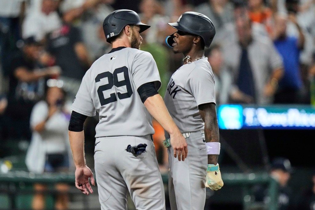 Yankees vs Orioles action