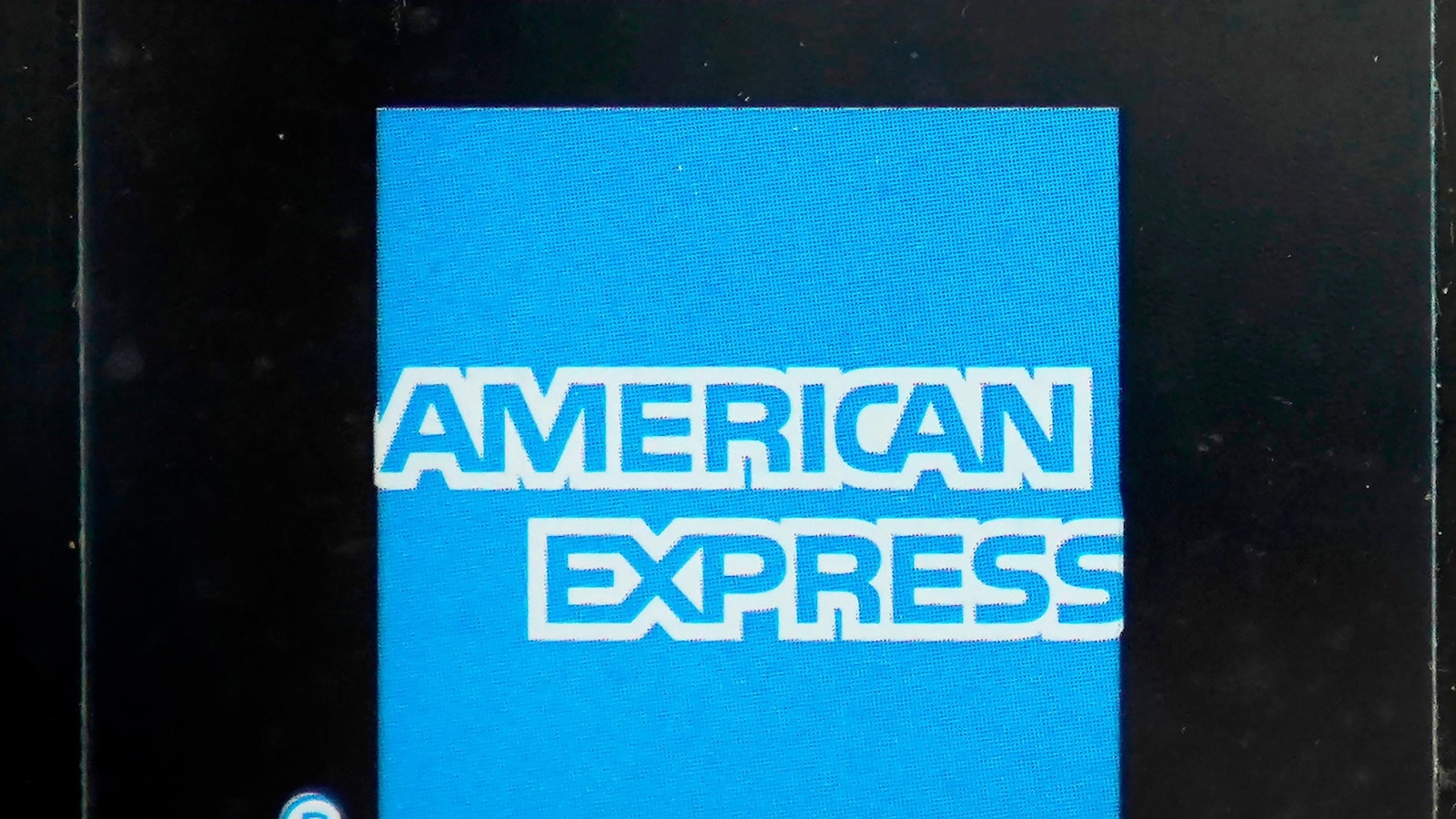 American Express Platinum Card gets pricier, adds dining credit and more perks