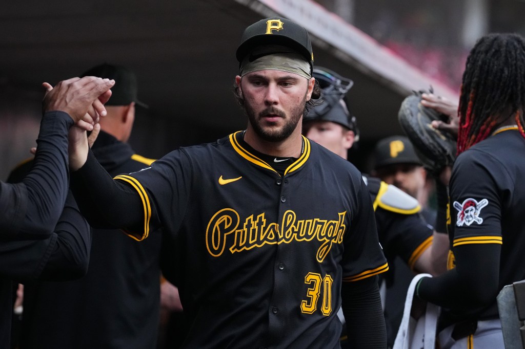 Skenes in the Pirates' uniform