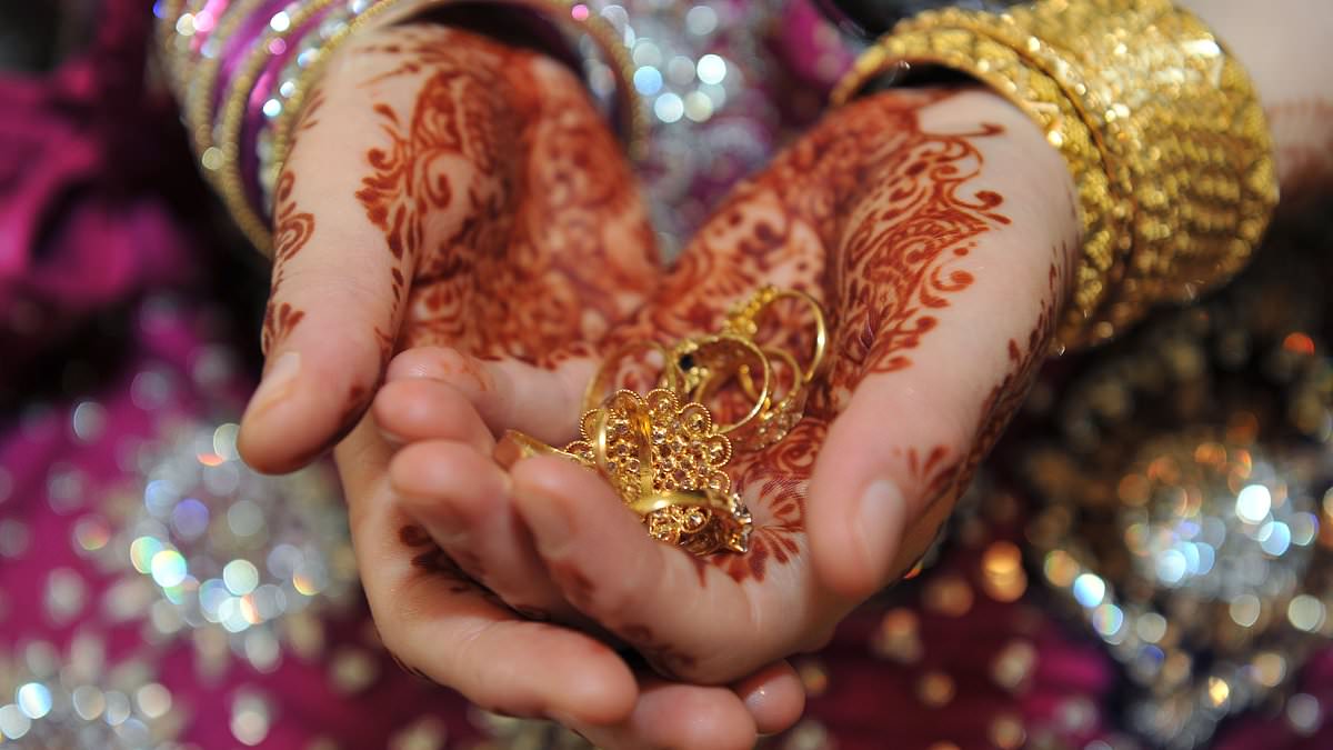 NHS guidance on first-cousin marriages draws criticism over health risks and cultural sensitivity