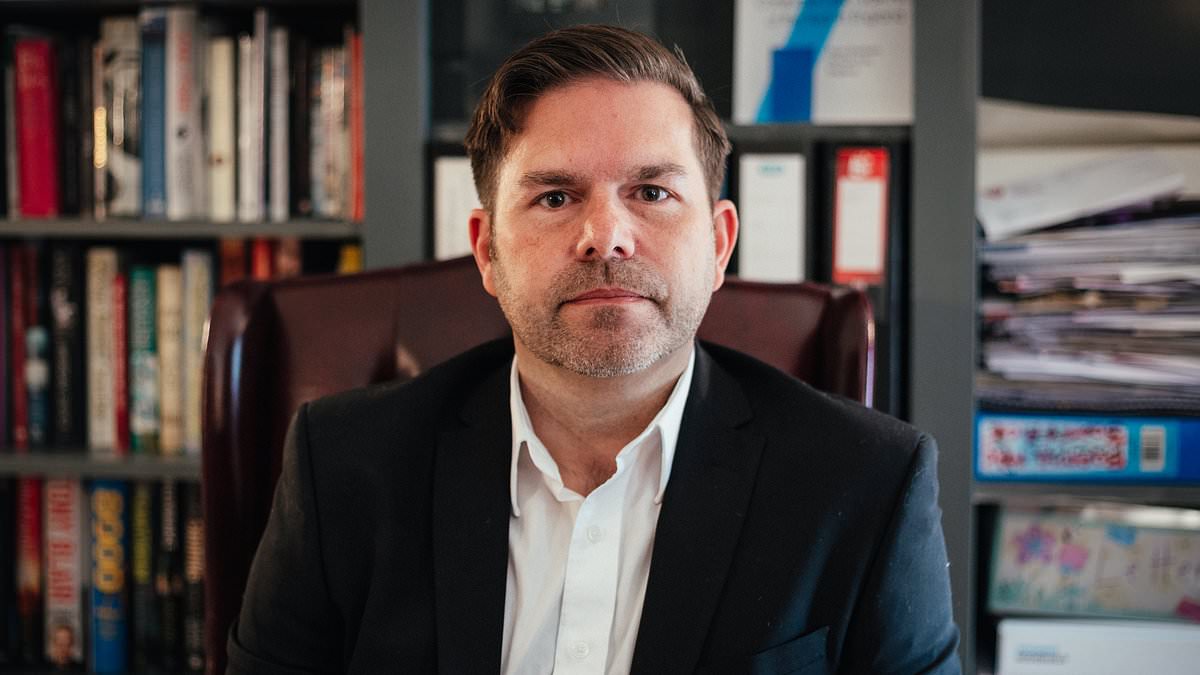 How homeowners can legally sell abandoned building materials and when customers can claim venue refunds