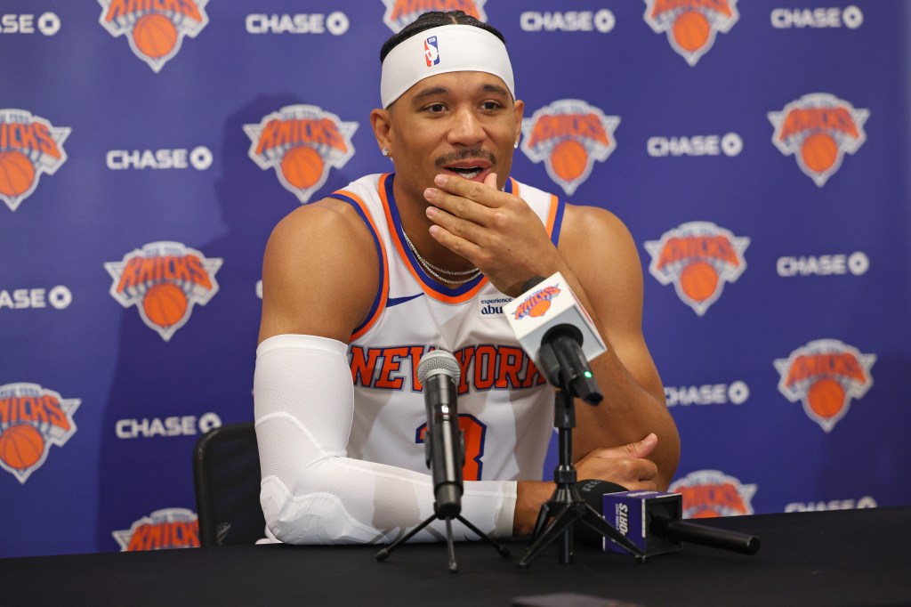 Knicks to expand rotation as Hart open to bench role, Brown says