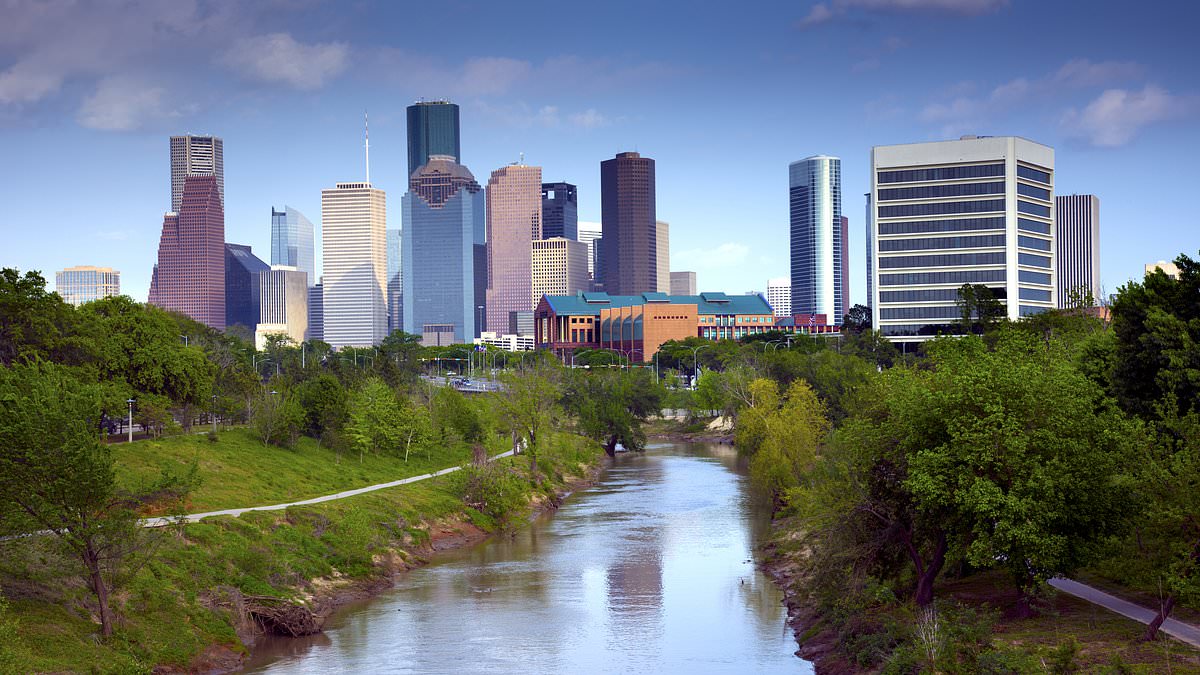 Fear grows in Houston as five bayou deaths in a week raise serial-killer fears