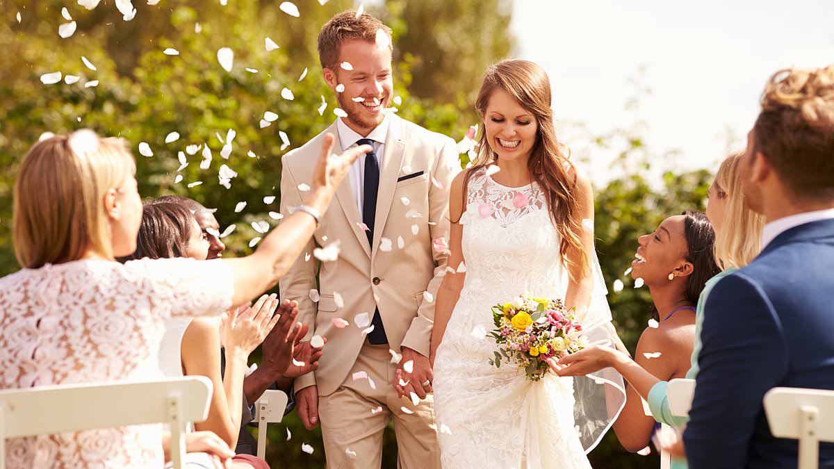 Wedding-day stress linked to guests’ behavior, health experts say