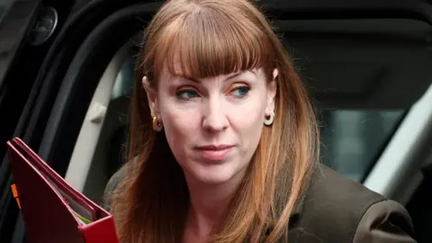 Starmer orders wide frontbench reshuffle after Angela Rayner resigns