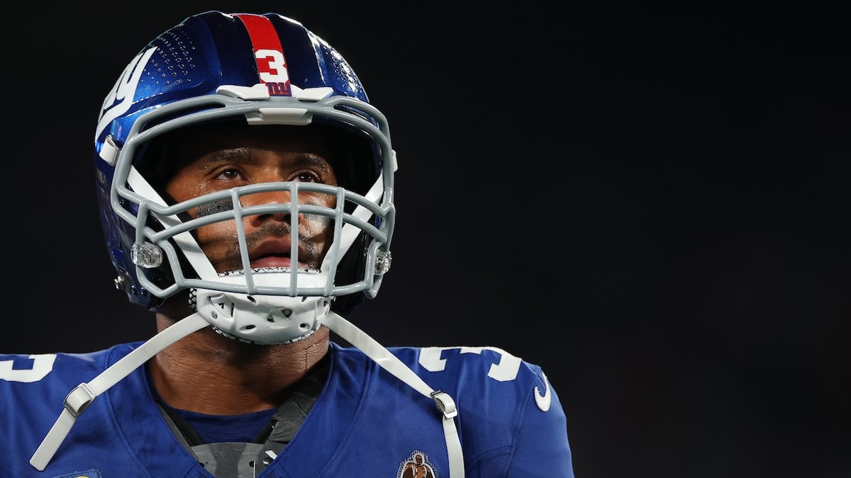 Giants bench Russell Wilson, hand starting duties to Jaxson Dart for Chargers game