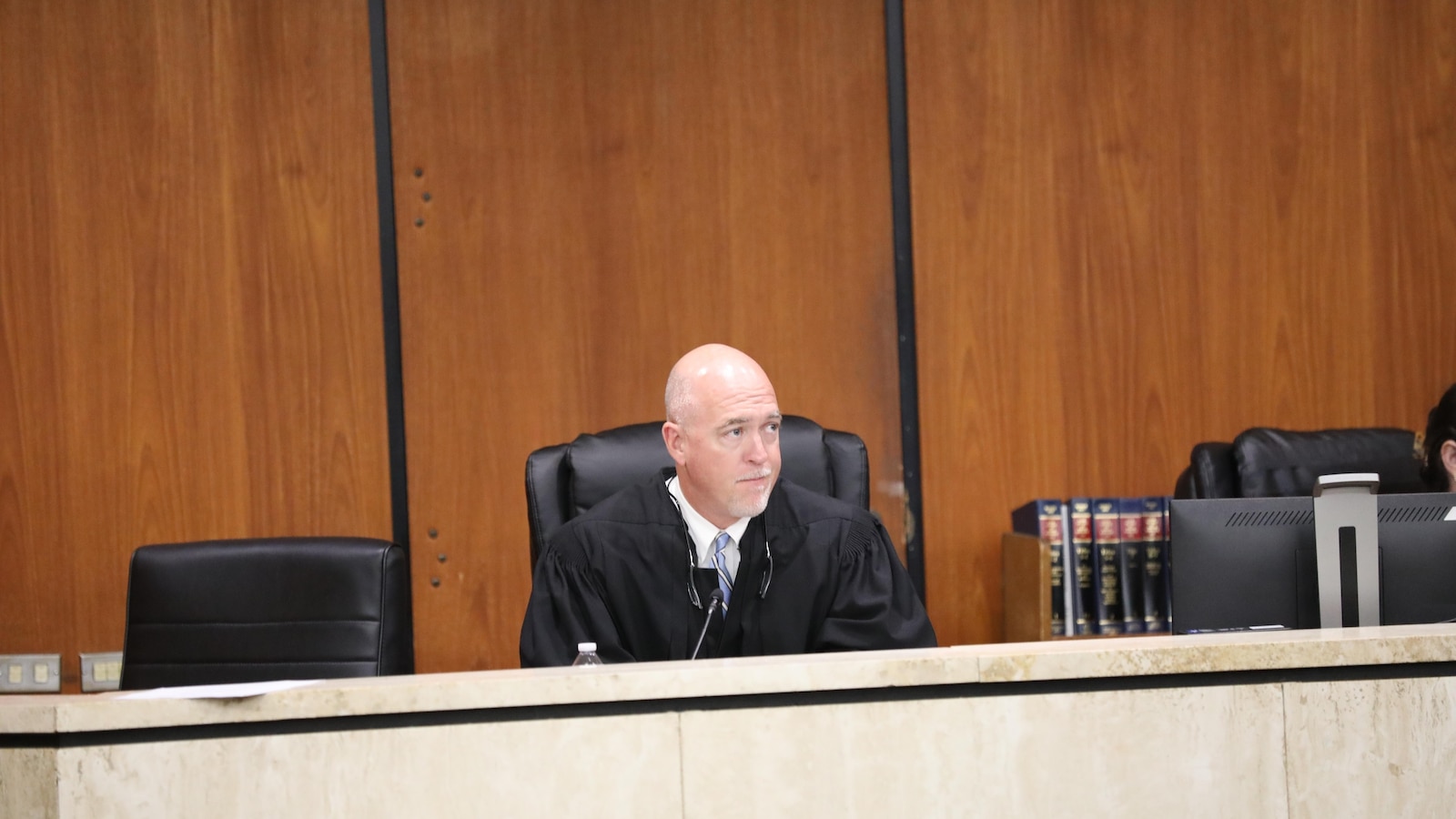 Banker tied to Murdaugh case pleads guilty in South Carolina; federal case nearing resolution