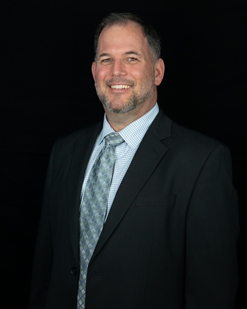 Texas superintendent defends teachers over book with profanity assigned to freshmen honors English