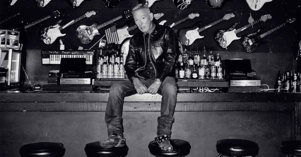 Bruce Springsteen's Long Journey Home: A Life Beyond the Stage