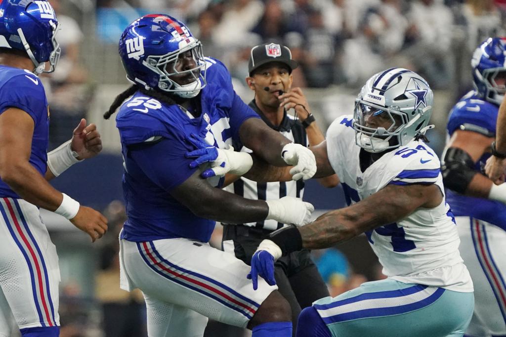 Giants bench James Hudson after four penalties, costly opening drive vs. Cowboys