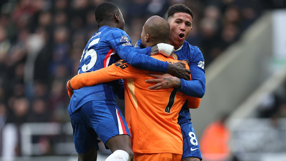 Chelsea rally from two down to draw at Newcastle as Maresca’s half-time message sparks turnaround
