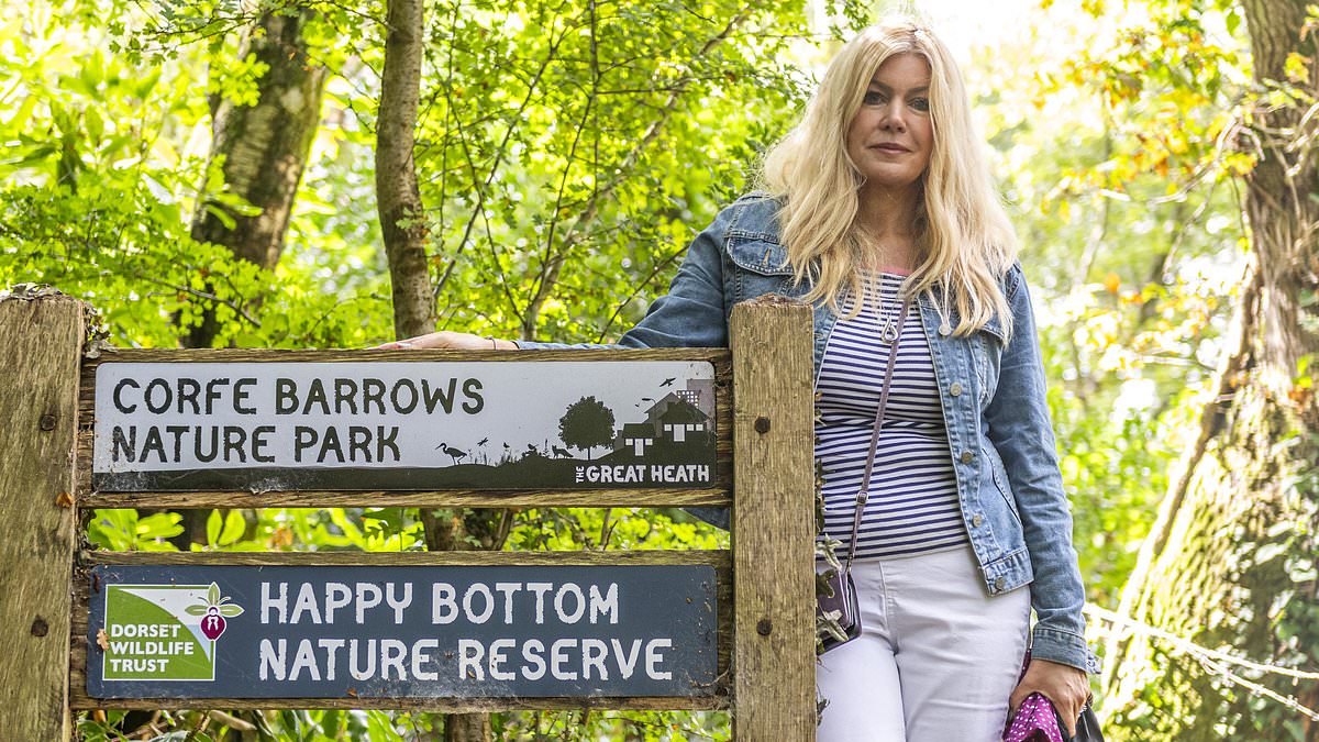 Row in Dorset as family blocks access to footpath through Happy Bottom nature reserve