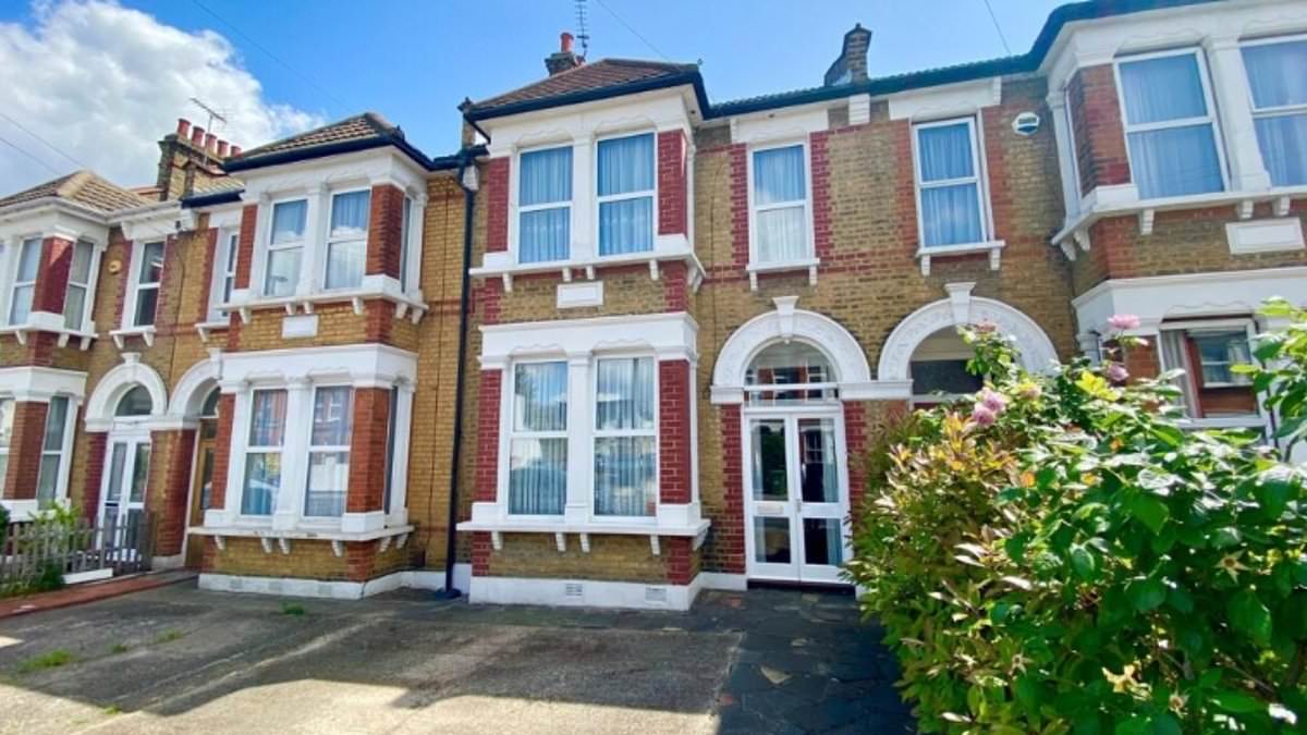 UK housing affordability remains stretched as London prices drive unaffordability, ONS data show