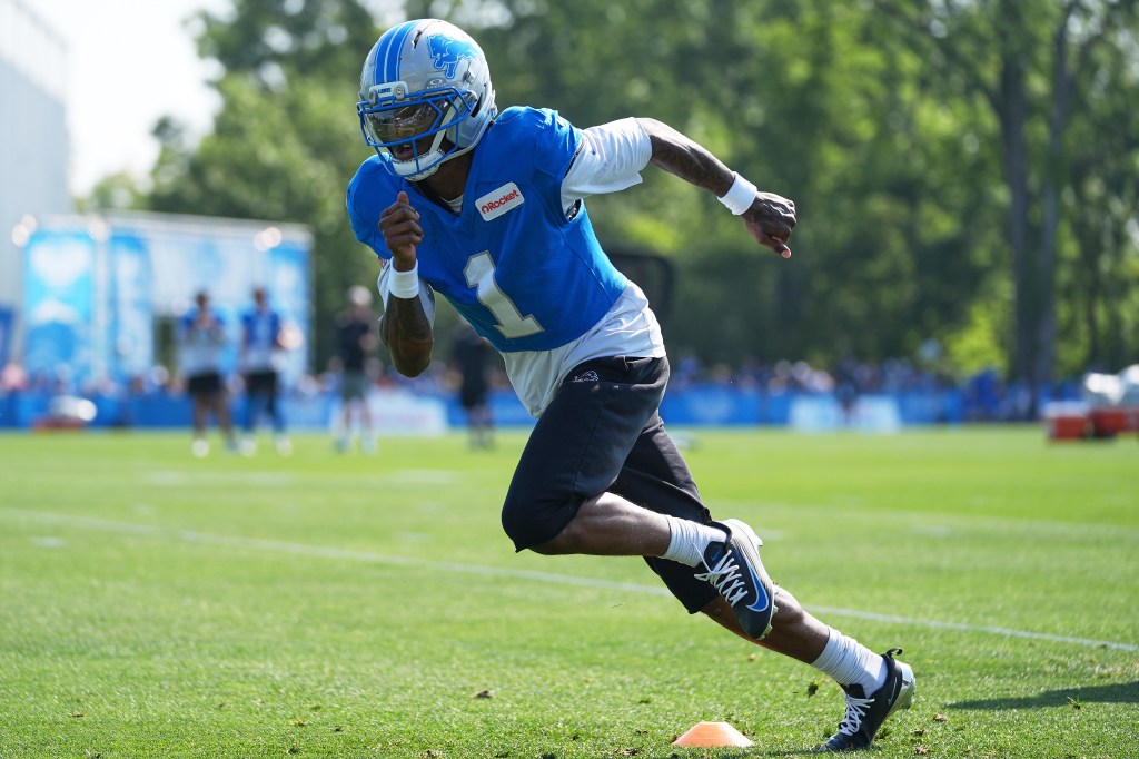 Jameson Williams celebrating